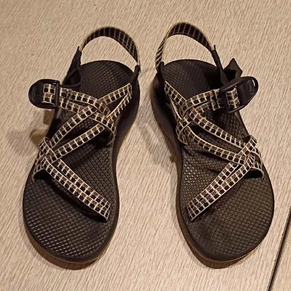 Chaco Women's Black and White Sandals - Picture 4 of 4